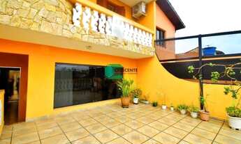 Imagem 2: Sobrado com 2 Quartos e 3 banheiros à Venda, 193 m² por R$ 650.000