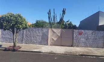 Imagem: Terreno à venda em Jardim Floridiana (vila