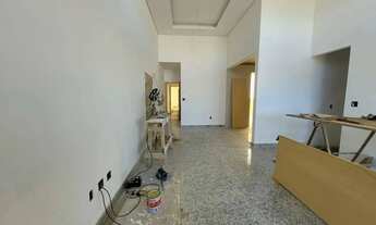 Imagem: Casa de condomínio em Rua dos Uaicás