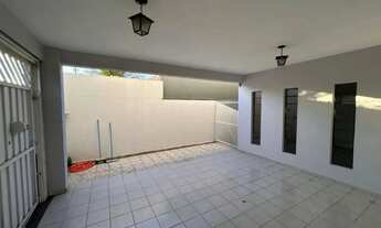 Imagem 3: Casa para venda e locação em Vila Galvão com 3 quartos, sendo 1 suíte , 196m²