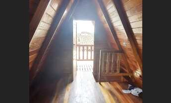 Imagem 4: Casa tipo Chalé Duplex (primeira moradia) com 1 quarto na Rua dos Bombeiros -Coqueiro