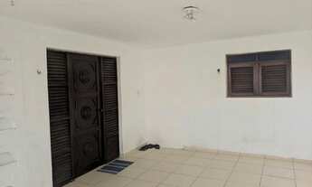 Imagem 4: Casa para venda tem 200 metros quadrados com 3 quartos