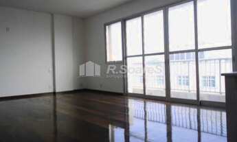 Imagem 6: Av. atlântica, posto 6, frontal mar, em prédio moderno, cobertura duplex