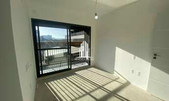 Imagem 7: Sala Comercial ao lado da estação de metro