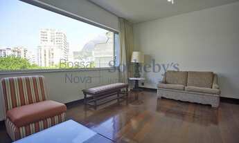 Imagem: Apartamento em rua tranquila e arborizada