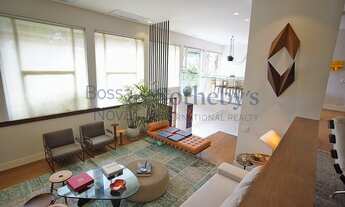 Imagem 6: Casa reformada com vista para o verde e Cristo Redentor