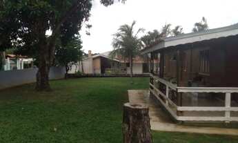 Imagem 6: Chacara com 2 casas, uma de madeira e uma de alvenaria, piscina