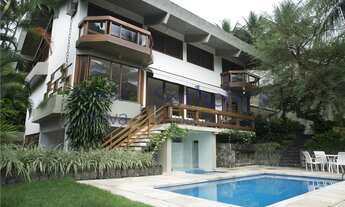 Imagem 2: Casa reformada com espaço gourmet