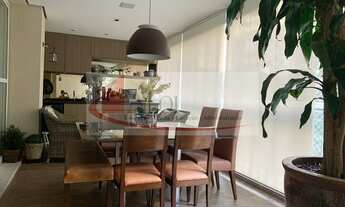 Imagem 4: Condômino de alto padrão andar alto face norte. Três suites, e três vagas de garagens, de