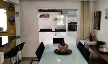 Imagem: Sobrado em Condomínio Mobiliado para Venda