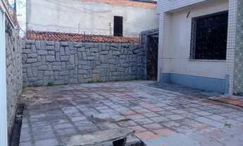 Imagem 3: Casa para aluguel possui 400 metros quadrados com 3 quartos em São Gerardo - Fortaleza - C