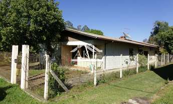 Imagem 4: Casa na margem da rodovia em Picada Café, na Serra Gaúcha
