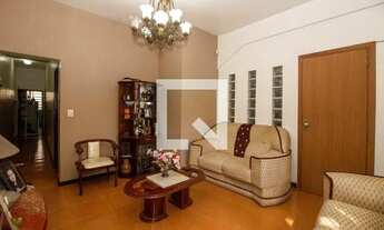 Imagem 2: Casa para Aluguel - Floresta, 4 Quartos, 300 m2