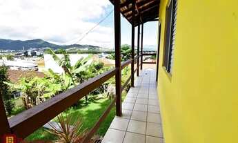 Imagem 3: CASA COM 01 DORMITÓRIO NO BAIRRO SACO GRANDE EM FLORIANÓPOLIS