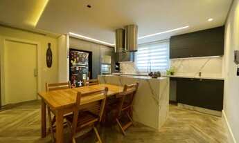 Imagem 3: Apartamento para venda tem 216 metros quadrados com 3 quartos em Juvevê - Curitiba - PR