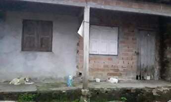 Imagem: Casa à venda com 2 banheiro e 2 quartos