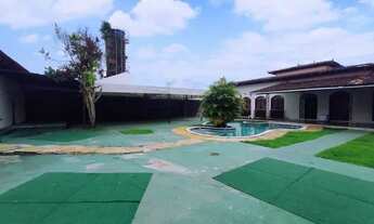 Imagem 6: Casarão com Piscina na Alameda Dom Jorge na Aug Motenegro Próx Ville Laguna 880m² 3 Suítes