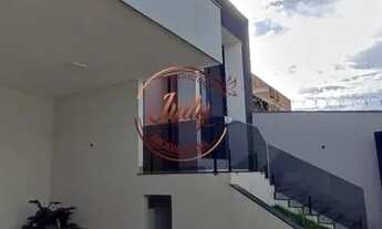 Imagem 2: Bela Casa no bairro Alto Umuarama com Bela Área de Lazer - Uberlândia - MG