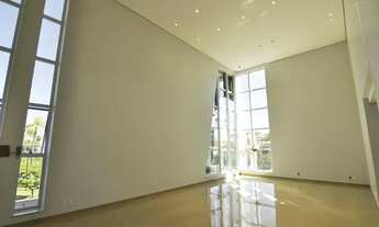 Imagem 6: Casa para aluguel e venda possui 469 metros quadrados com 4 quartos