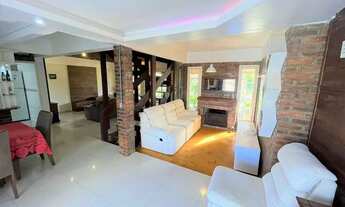 Imagem 6: Sobrado composto por 2 suítes (1 closet) no Centro - Imbé - RS