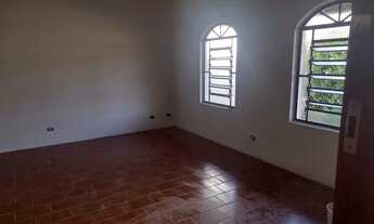 Imagem 3: Casa para aluguel com 3 quartos WC social.Quarto de despejo nos fundos com WC
