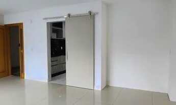 Imagem 4: Apartamento para Locação em Salvador, Pituaçu, 4 dormitórios, 4 suítes, 5 banheiros, 3 vag