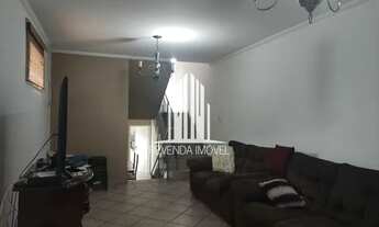 Imagem: Casa com 03 dormitórios(sendo uma suíte)