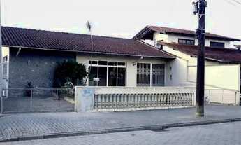 Imagem: CASA no COSTA E SILVA com 3 quartos para