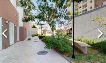 Imagem: Em frente a estação ana nery