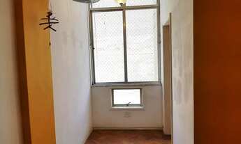 Imagem 3: Apartamento para aluguel tem 75 metros quadrados com 2 quartos em Laranjeiras - Rio de Jan