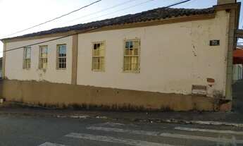 Imagem 2: Casa em Santo Antônio do Amparo com um lote anexo - 645 m²