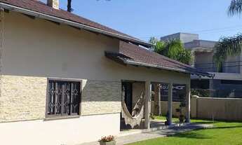 Imagem: Sobrado com 250 metros quadrados - Bairro