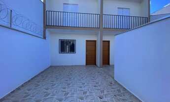 Imagem: Lindo sobrado a venda, possui 70m² com