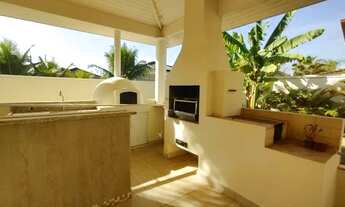 Imagem 3: Casa de condomínio para aluguel e venda tem 370 metros quadrados com 4 quartos