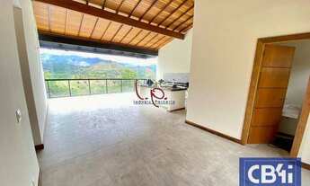 Imagem 3: Ótima Casa Linear com Excelente Localização em Itaipava, 3 Suítes, Vista Deslumbrante e Fá