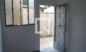 Imagem 2: Casa para Aluguel - Engenho de Dentro, 1 Quarto, 35 m2