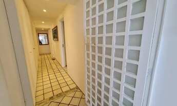 Imagem 7: Apartamento para venda possui 219 metros quadrados com 4 quartos