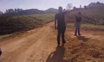 Imagem 2: Lote/Terreno para venda com 600 metros quadrados em Centro - Igaratá - SP