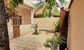 Imagem 4: Casa independente toda gradeada, segura e confortável