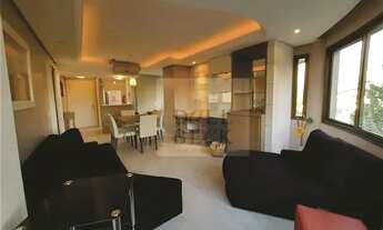 Imagem 3: Apartamento para aluguel possui 85 metros quadrados com 2 quartos em Petrópolis - Porto Al