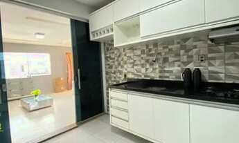 Imagem 4: Casa 3/4 com uma suíte reformada, com garagem coberta e na melhor localização do sim