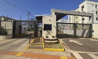 Imagem 2: Alugo AP 100% Mobiliado de 2 Quartos Sendo uma Suíte - Castelo de Luxemburgo