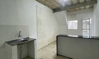 Imagem 7: Casa com quarto, sala e cozinha americana, banheiro e área de serviço