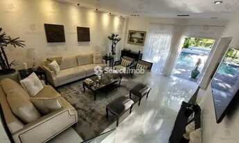 Imagem: Casa de Alto Padrão em Condomínio Fechado