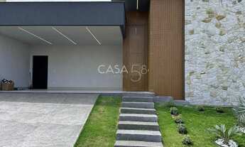 Imagem 2: Casa Térrea 3 Suítes no Jardins Bolonha 197m² com Escritório e Lazer Completo