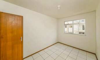 Imagem 2: 2 quartos com garagem no Centro para venda