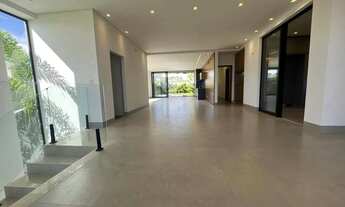 Imagem 6: Jardins Itália! 04 suítes, sendo 03 no pavimento superior, armários e ar condicionado. Pis