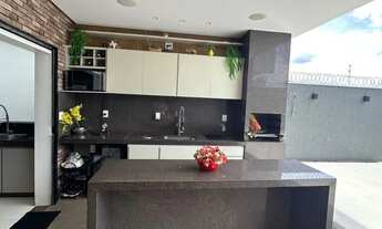 Imagem 5: Casa Espaçosa e Sofisticada - Conforto e Exclusividade para venda e aluguel