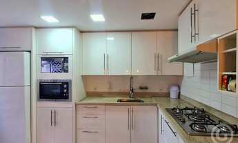 Imagem 6: Apartamento semimobiliado com três dormitórios na Beira-Mar Norte