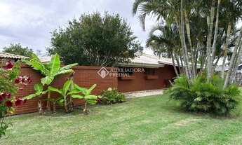 Imagem 7: Casa Espetacular de 4 Dormitórios na praia de Atlântida